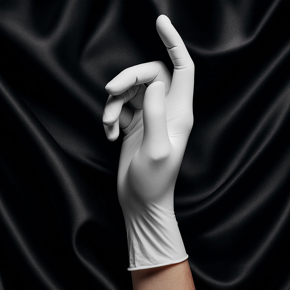 Weiße Nitrilhandschuhe Style White Soft Plus von LEGENDS by AMPri – Produktansicht